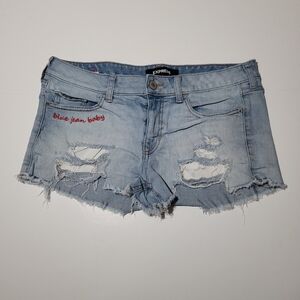 Express Low rise Shortie 8